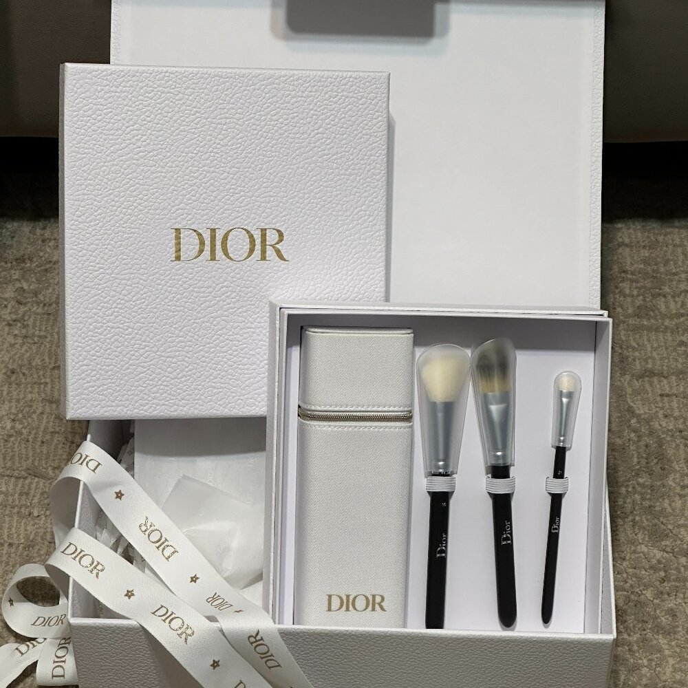Dior Backstage 3pc Makeup Brush Gift Set with White Case Limited Edition